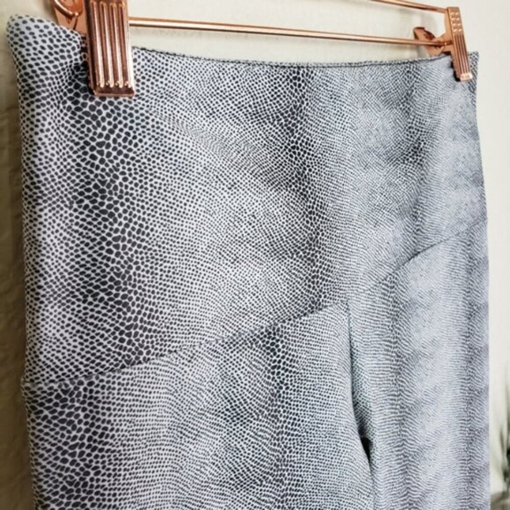 Onzie Snakeskin Python Print High Waisted Yoga Pa… - image 5